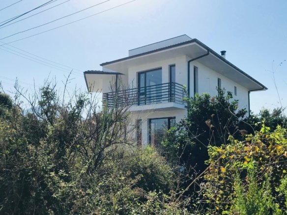 Dalaman villa for sale with landscaped garden and earthquake-resistant design